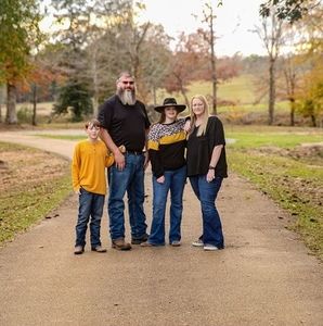 Meet your Posher, Alicia